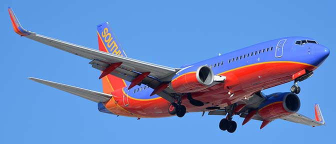 Southwest Boeing 737-7H4 N416WN, Phoenix Sky Harbor, January 29, 2016